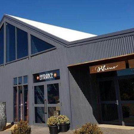 Dubbo Rhino Lodge Экстерьер фото